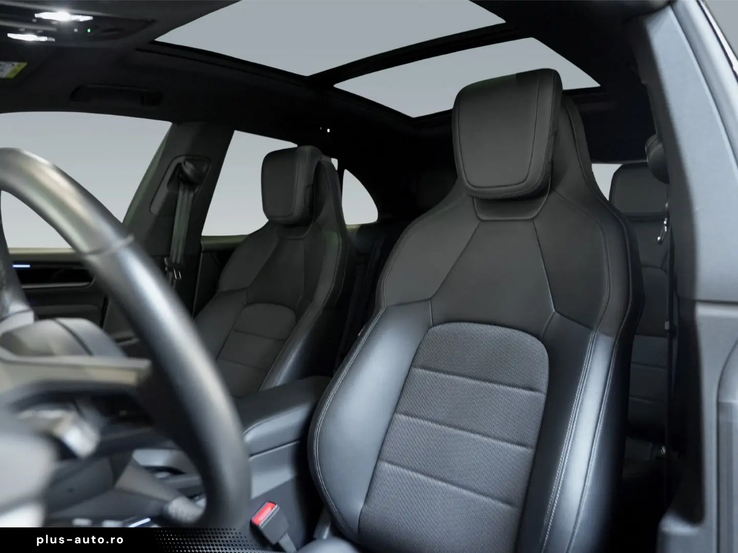 PORSCHE Macan 4 Surround View Luftfederung Panoramadach