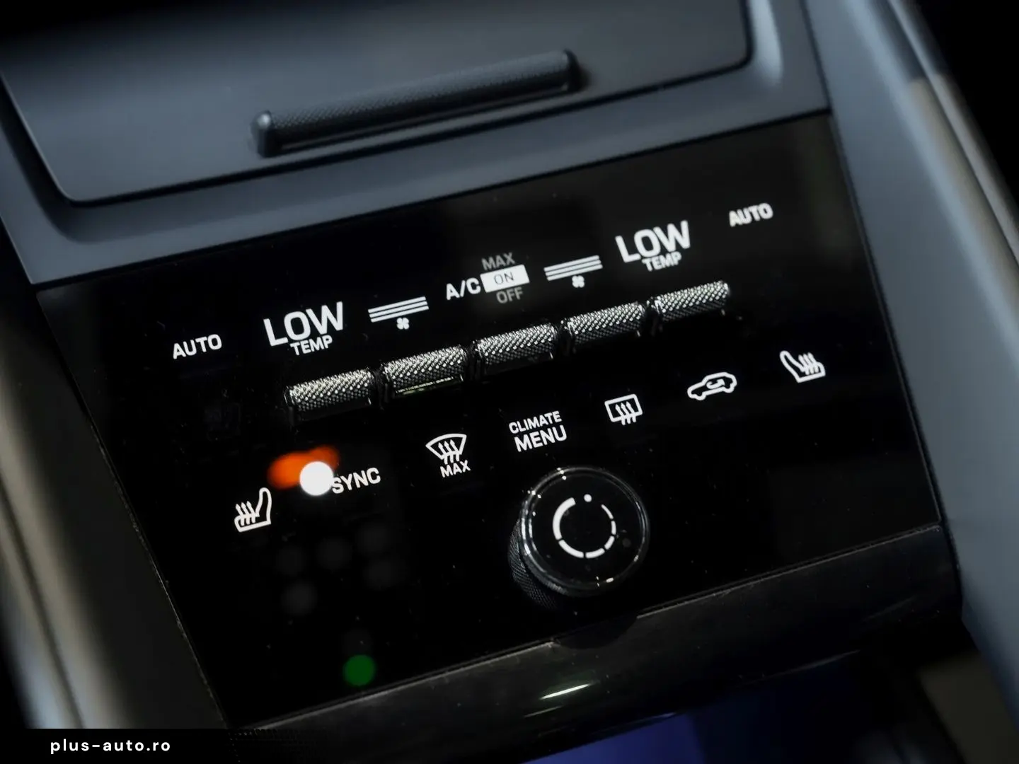 PORSCHE Macan 4 Surround View Luftfederung Panoramadach