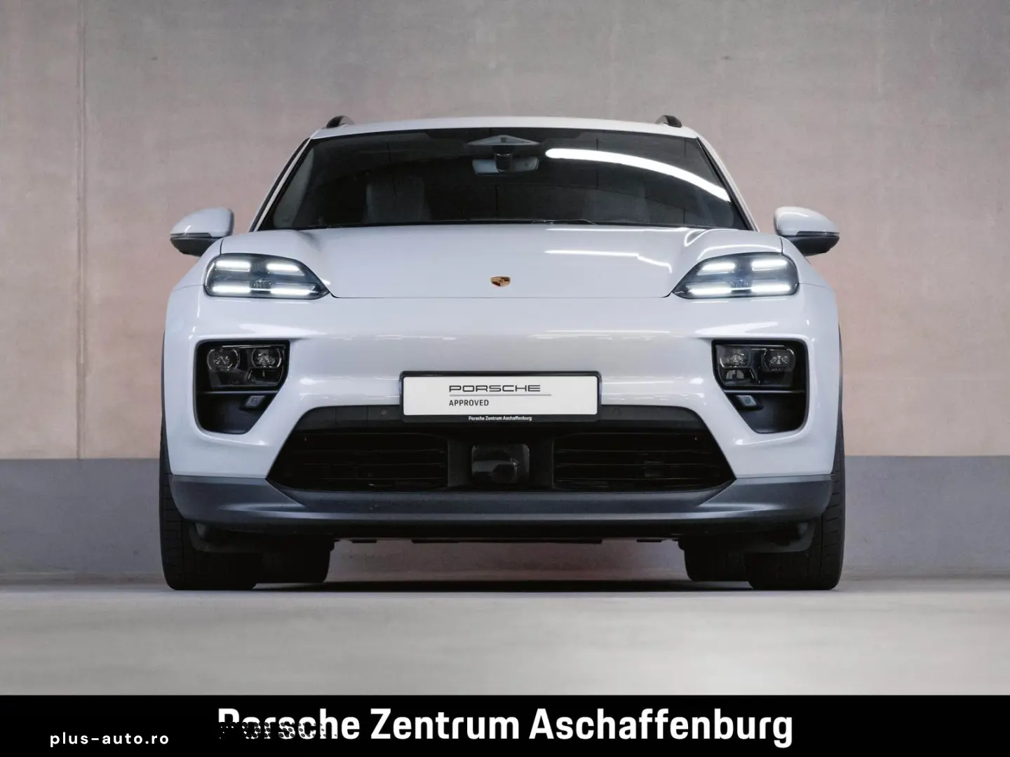 PORSCHE Macan 4 Electric Panoramadach Servolenkung Plus