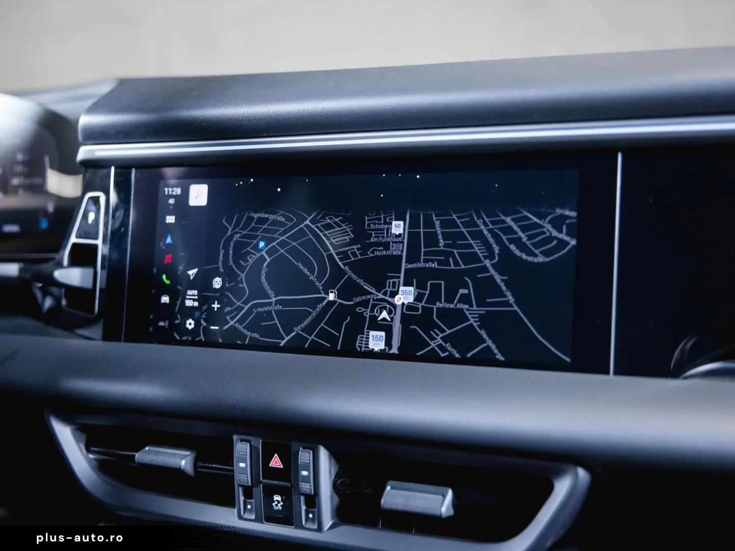 PORSCHE Macan 4 Electric Panoramadach Servolenkung Plus