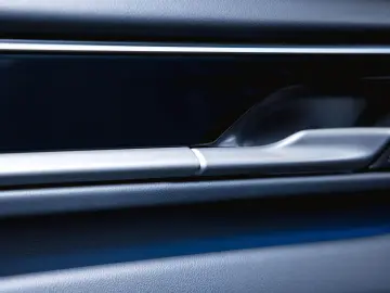 PORSCHE Macan 4 Electric Panoramadach Servolenkung Plus