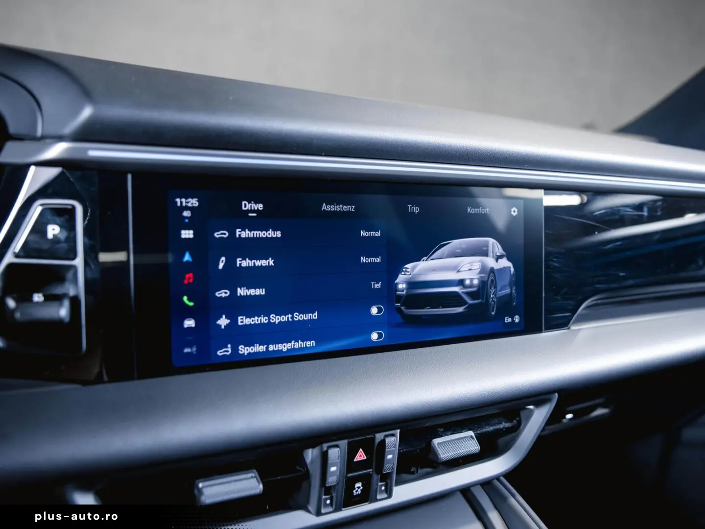 PORSCHE Macan 4 Electric Panoramadach Servolenkung Plus