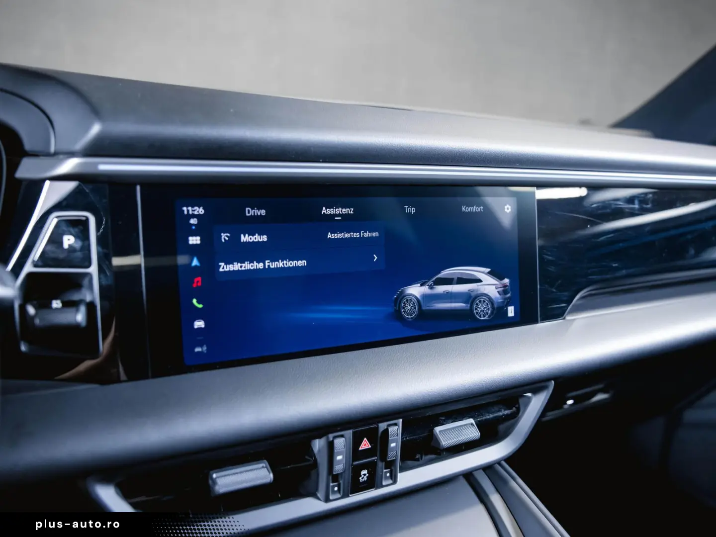 PORSCHE Macan 4 Electric Panoramadach Servolenkung Plus