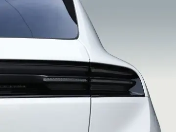 PORSCHE Macan 4 Abstandstempomat SurroundView LED-Matrix