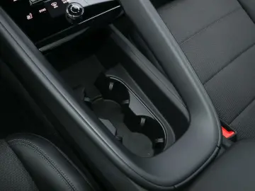 PORSCHE Macan 4 Abstandstempomat SurroundView LED-Matrix