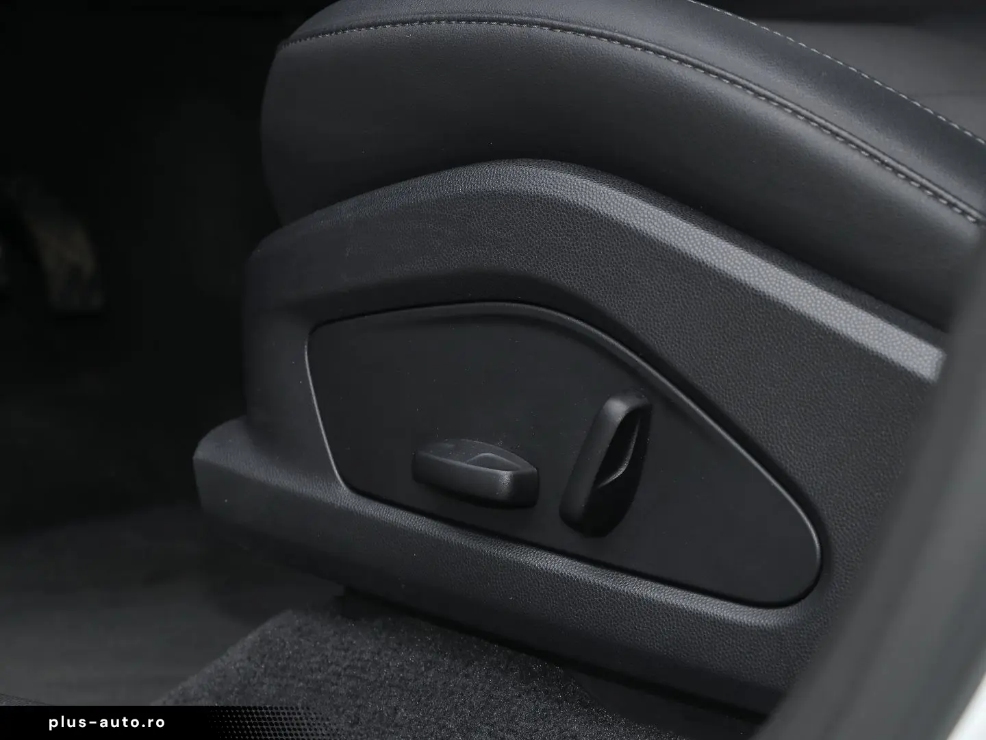 PORSCHE Macan 4 Abstandstempomat SurroundView LED-Matrix