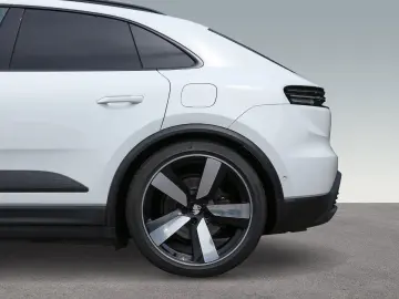 PORSCHE Macan 4 Abstandstempomat SurroundView LED-Matrix