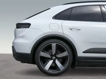 PORSCHE Macan 4 Abstandstempomat SurroundView LED-Matrix