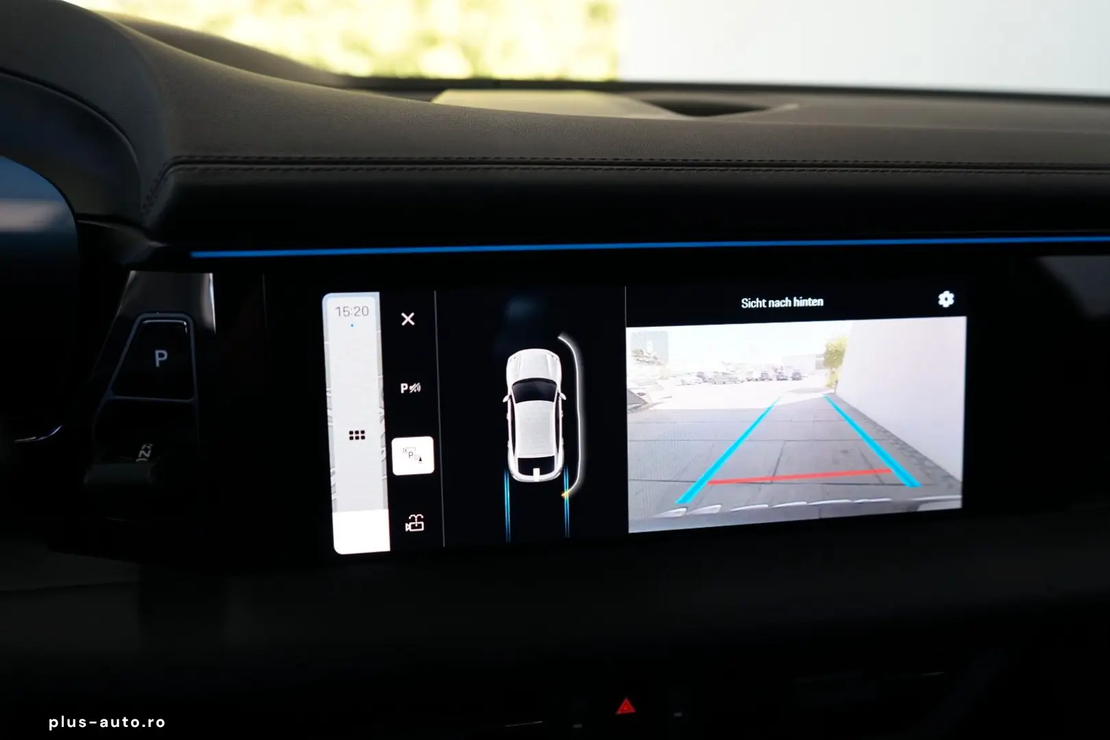 PORSCHE Macan 4 Electric LUFT PANO 18W MATRIX ACC HAL 21