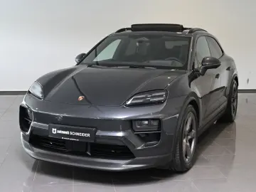 PORSCHE Macan 4 AHK Luftfederung Pano ACC HUD 21-Zoll