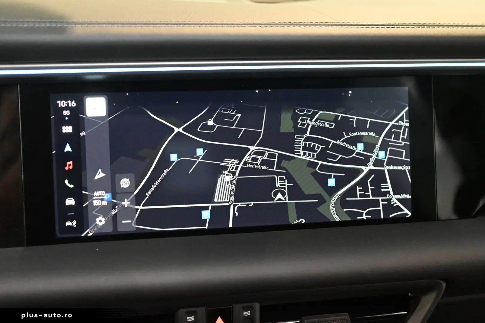 PORSCHE Macan 4 AHK Luftfederung Pano ACC HUD 21-Zoll
