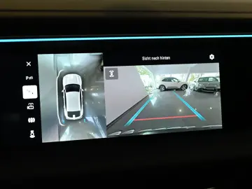 PORSCHE Macan 4 AHK Luftfederung Pano ACC HUD 21-Zoll