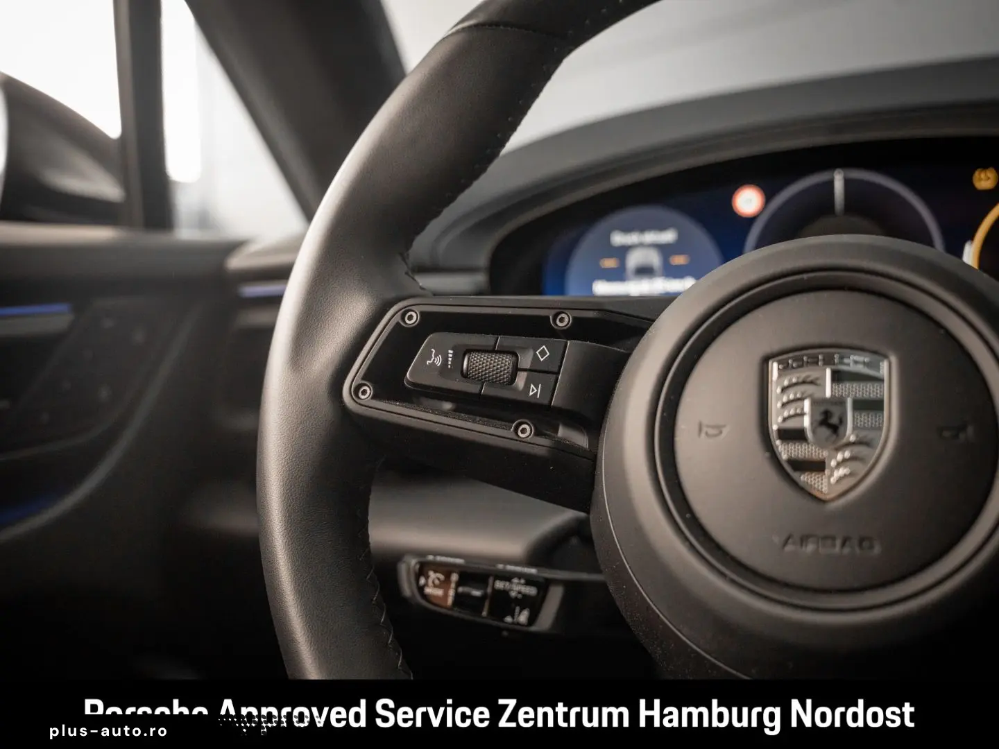 PORSCHE Macan Turbo Panorama BOSE 22-Zoll Sport Sound