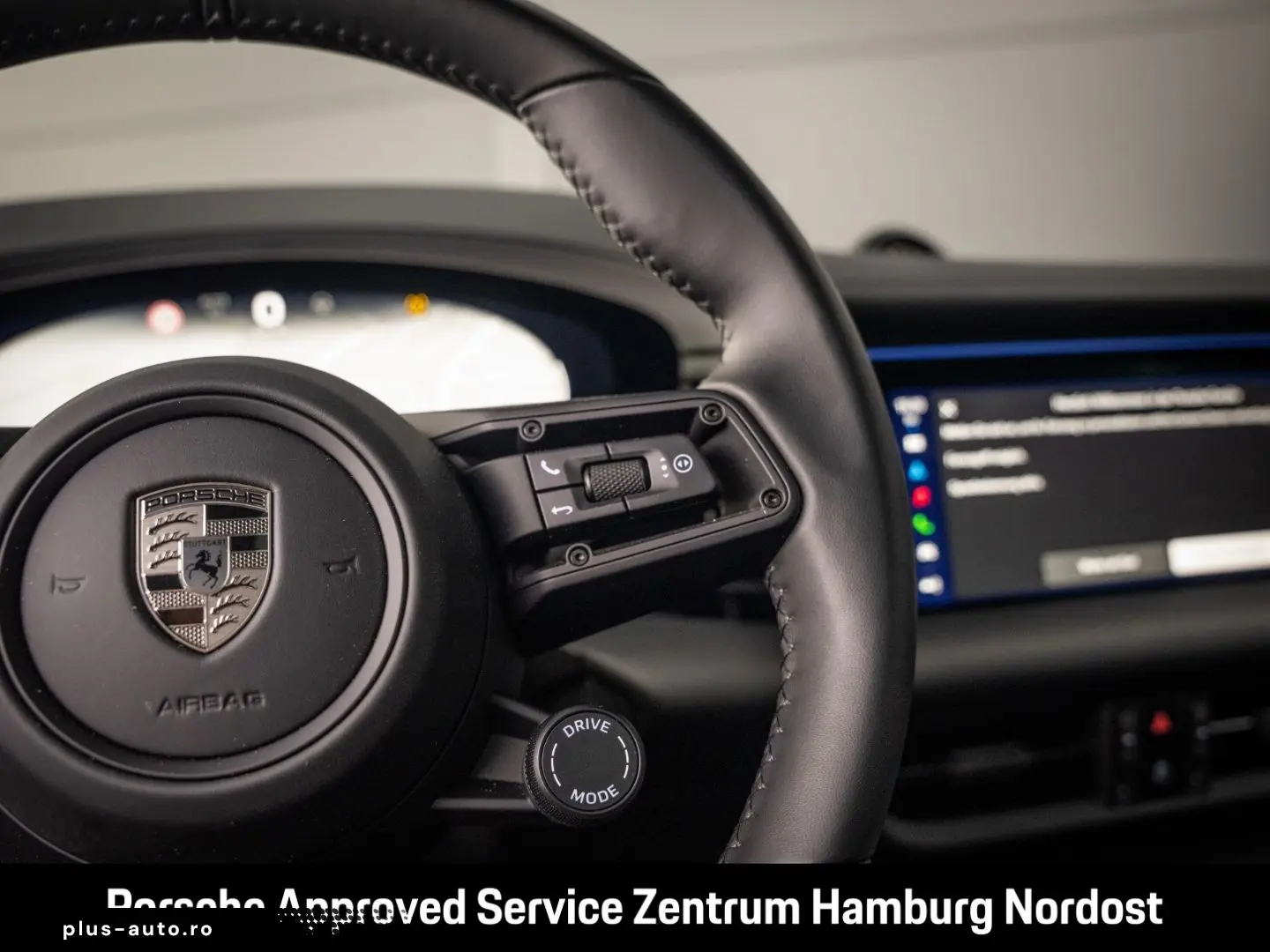 PORSCHE Macan Turbo Panorama BOSE 22-Zoll Sport Sound