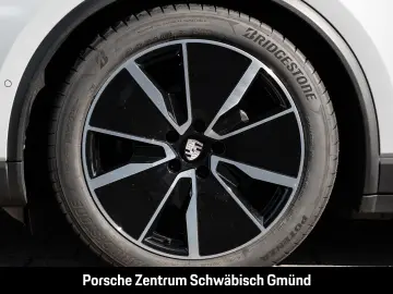 PORSCHE Macan 4 InnoDrive Surround-View BOSE PASM 21-Zol