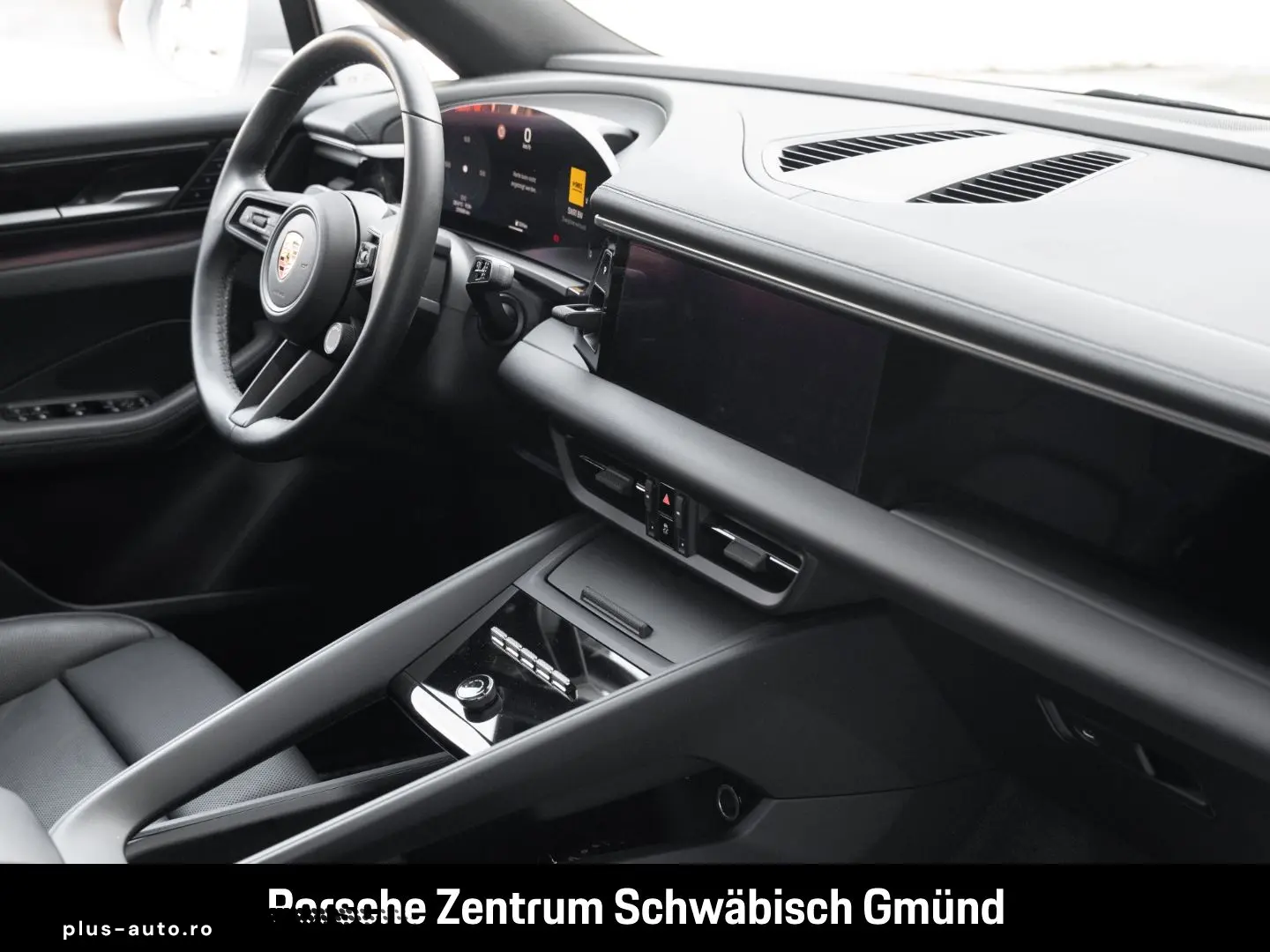 PORSCHE Macan 4 InnoDrive Surround-View BOSE PASM 21-Zol
