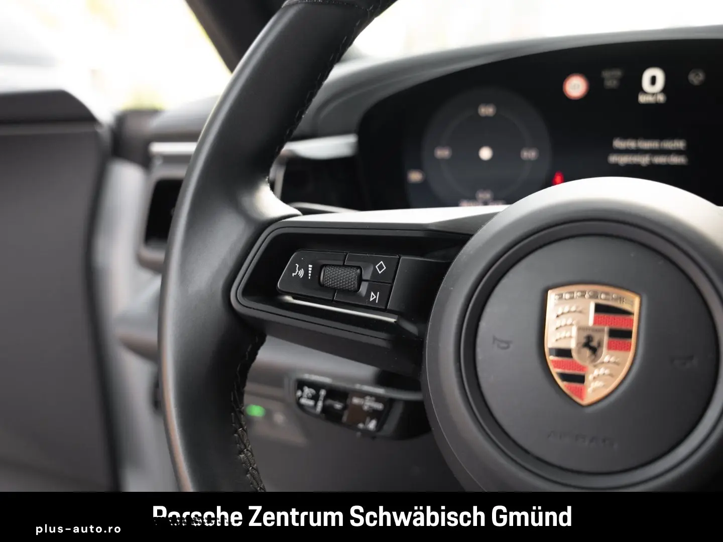 PORSCHE Macan 4 InnoDrive Surround-View BOSE PASM 21-Zol