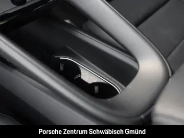 PORSCHE Macan 4 InnoDrive Surround-View BOSE PASM 21-Zol