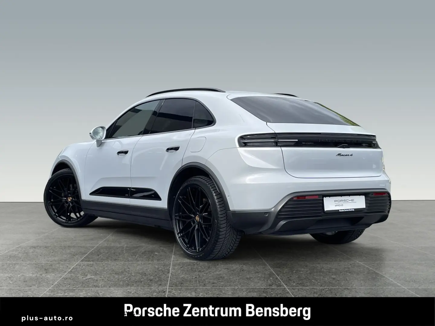 PORSCHE Macan 4 Electric