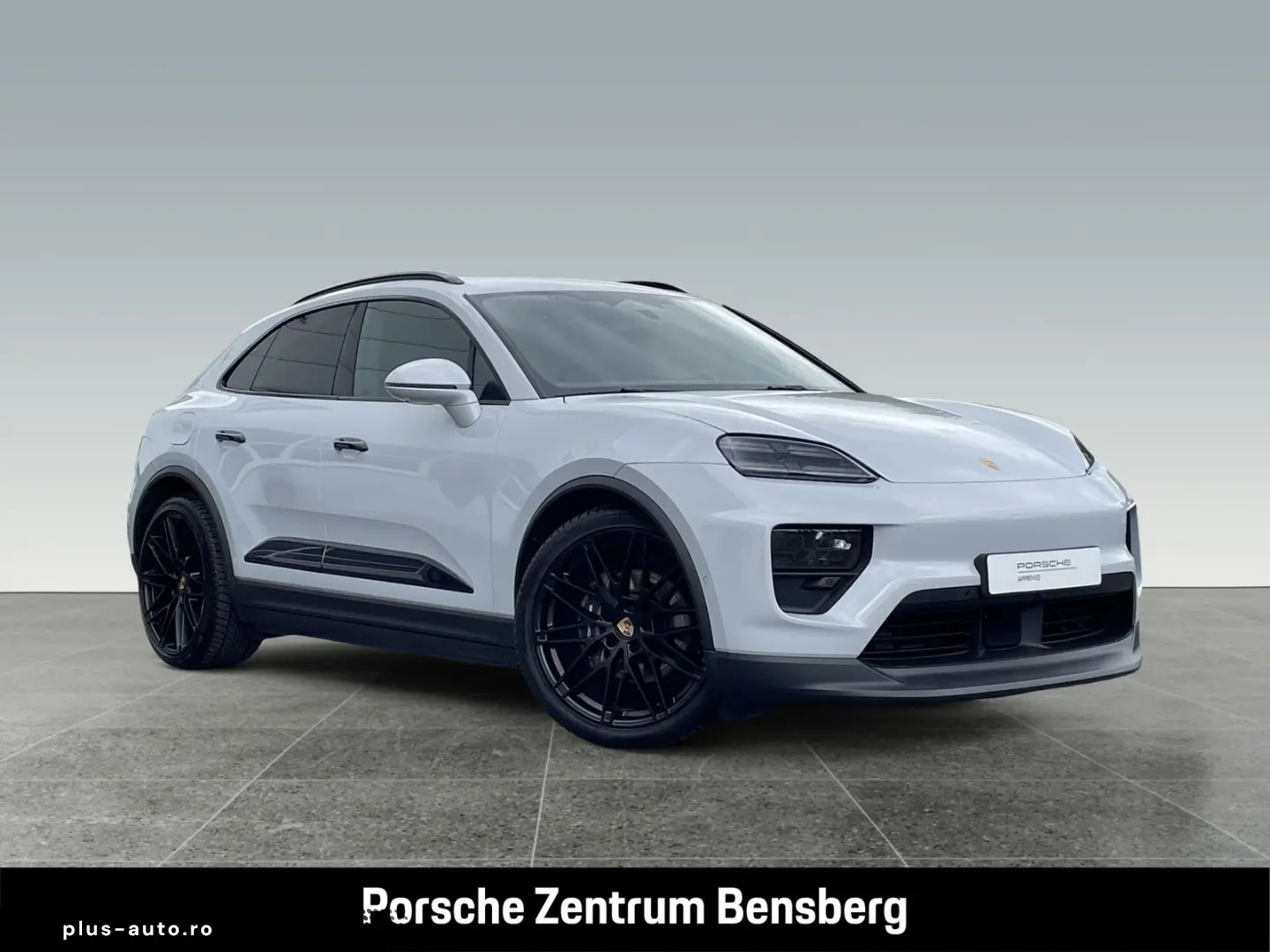 PORSCHE Macan 4 Electric