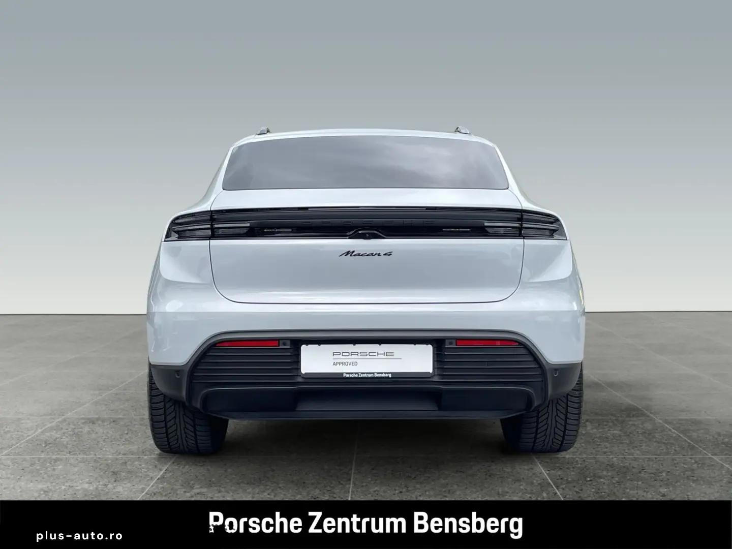 PORSCHE Macan 4 Electric