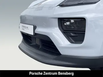 PORSCHE Macan 4 Electric