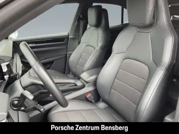 PORSCHE Macan 4 Electric