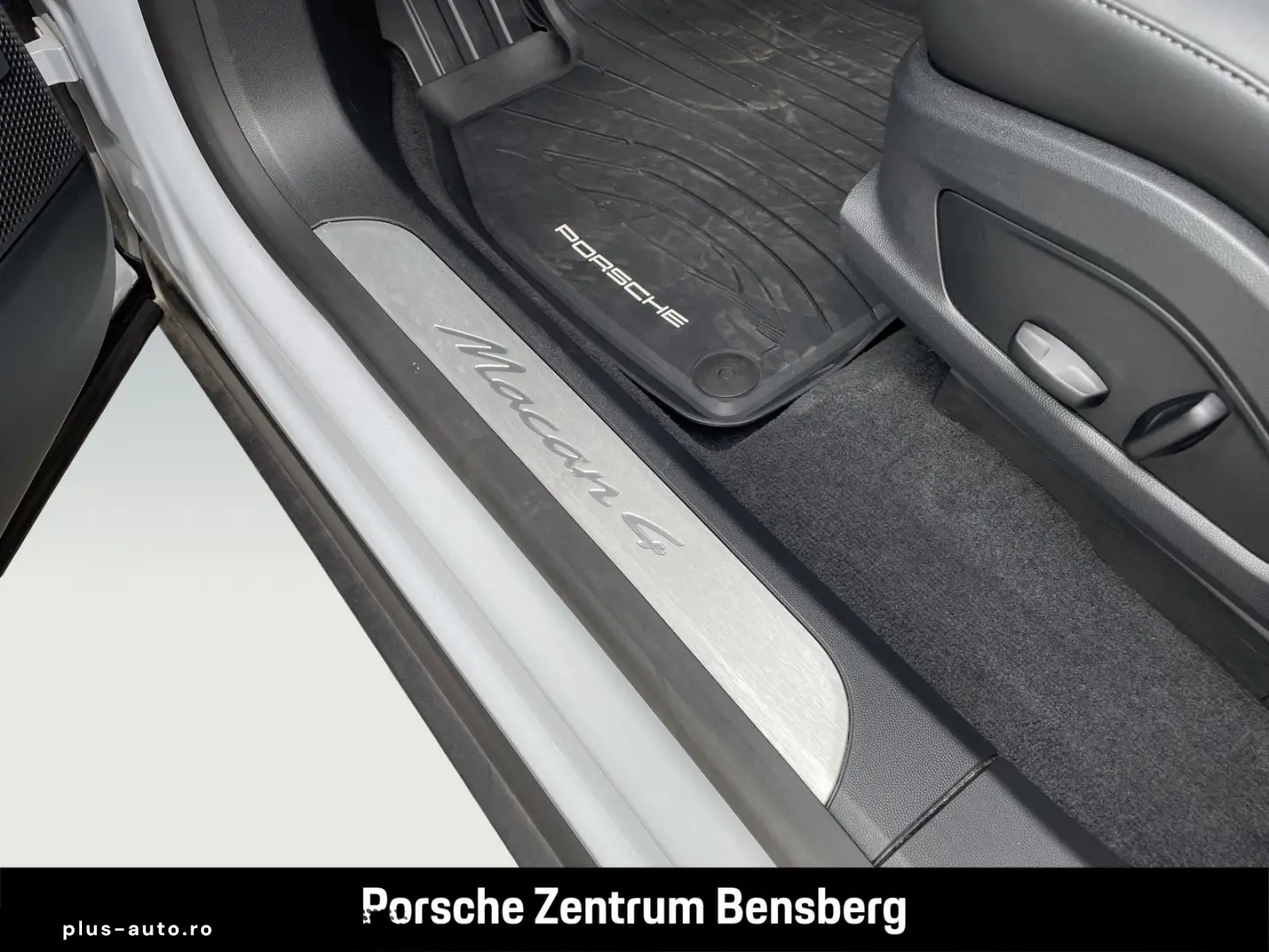 PORSCHE Macan 4 Electric