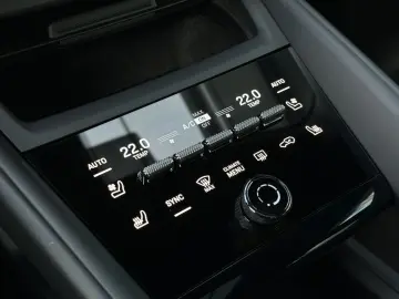 PORSCHE Macan 4 360  InnoDrive Matrix PANO PASM