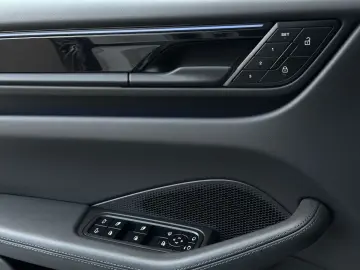 PORSCHE Macan 4 360  InnoDrive Matrix PANO PASM