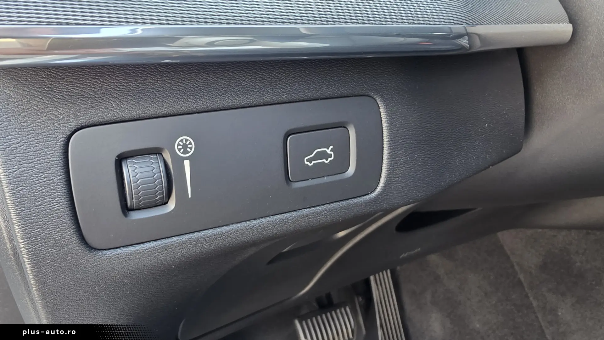 Volvo XC90 T5 Inscription 250 CP  Plug In Aut 8tr