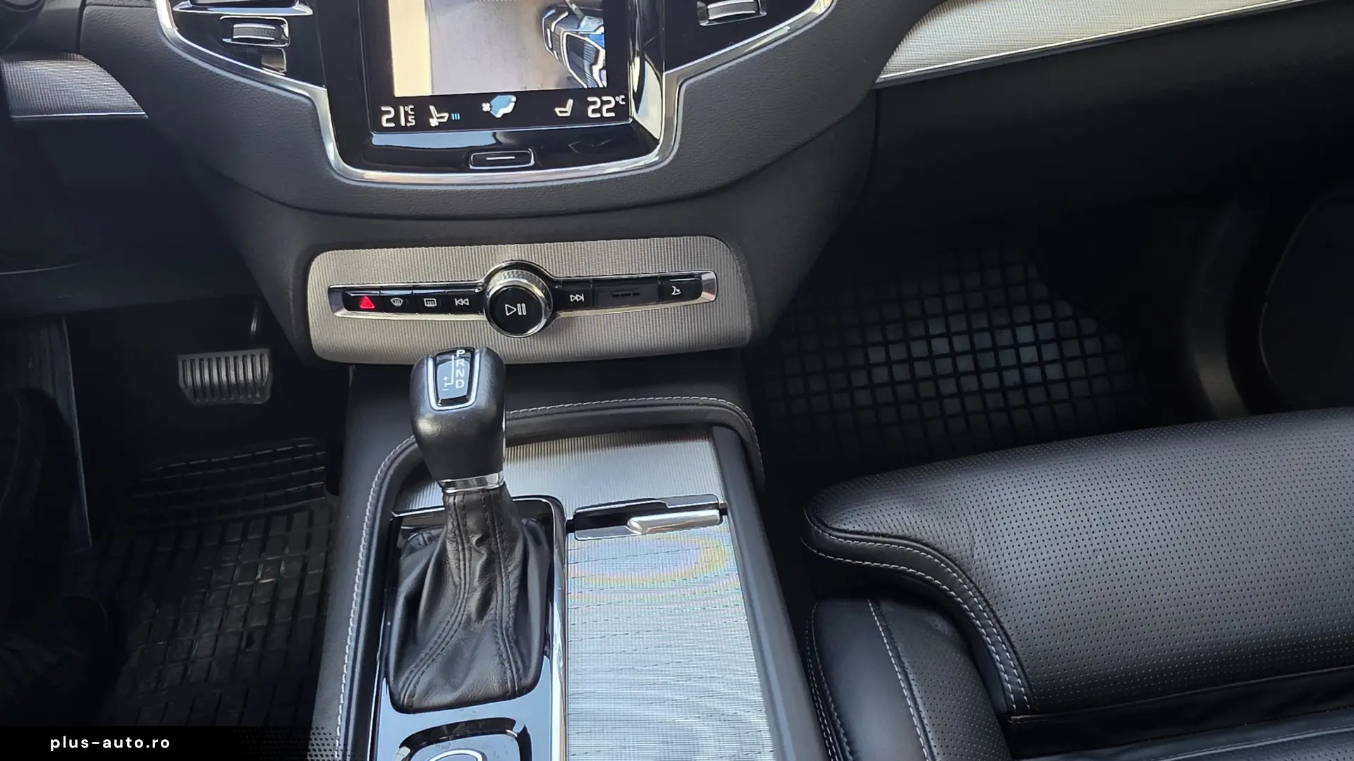 Volvo XC90 T5 Inscription 250 CP  Plug In Aut 8tr