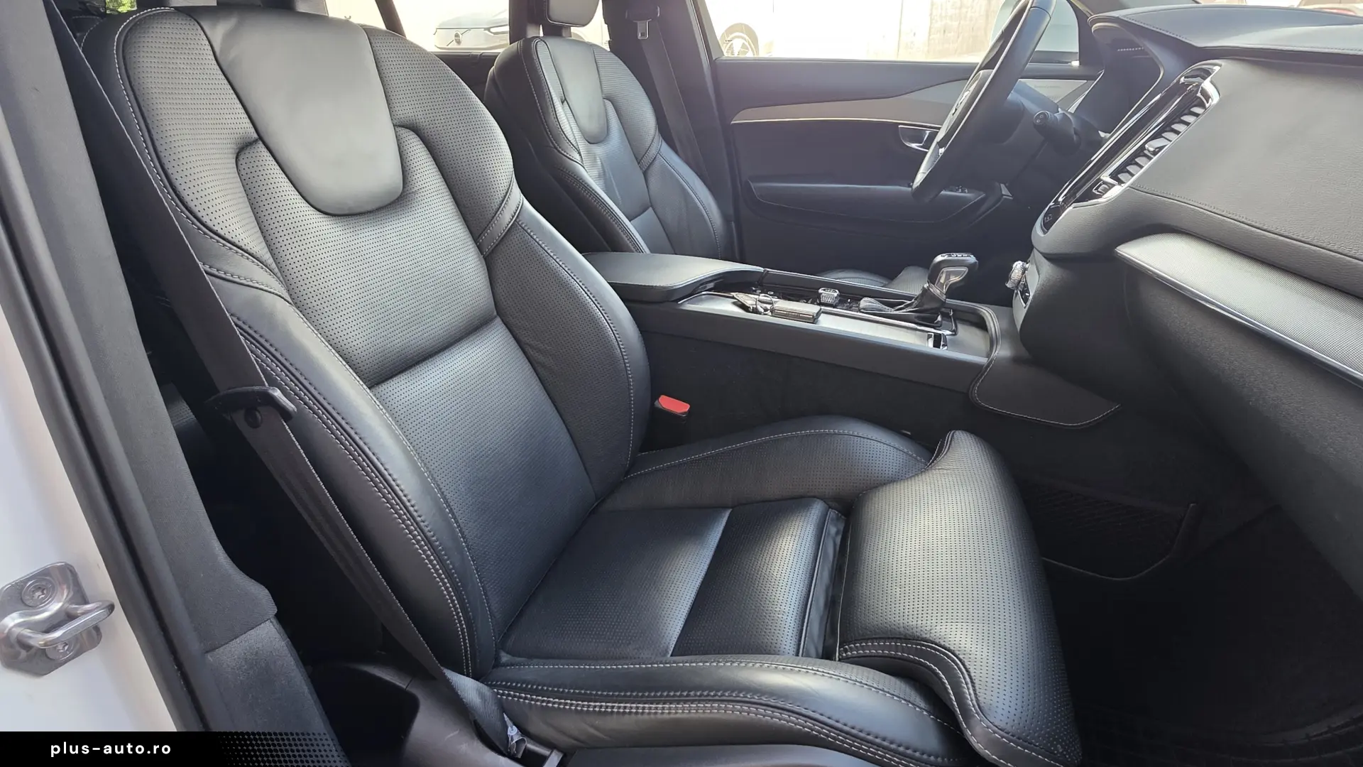 Volvo XC90 T5 Inscription 250 CP  Plug In Aut 8tr