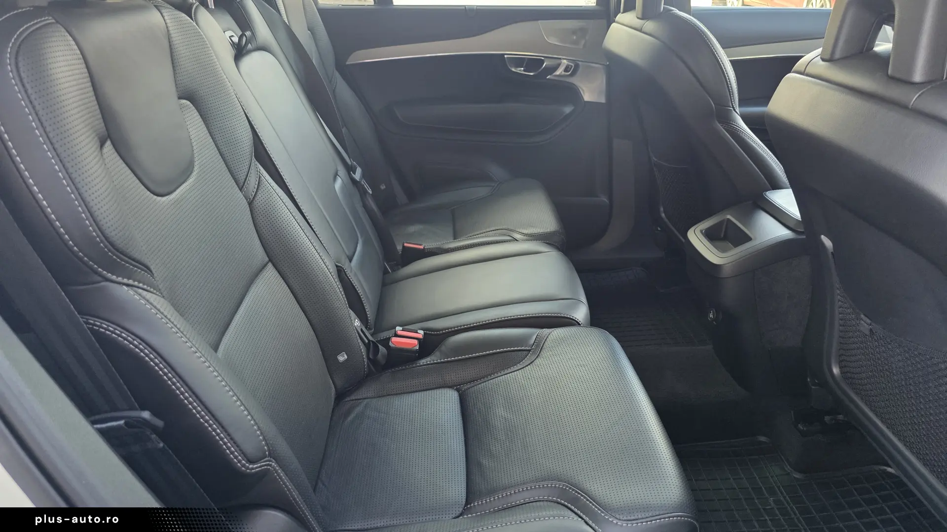 Volvo XC90 T5 Inscription 250 CP  Plug In Aut 8tr