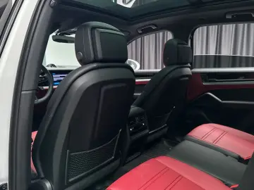 PORSCHE CAYENNE E-HYBRID