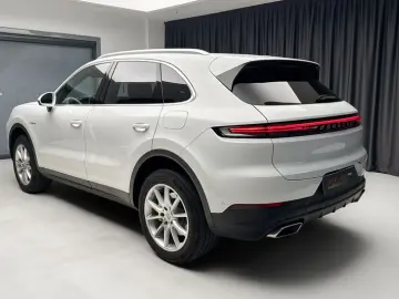 PORSCHE CAYENNE E-HYBRID