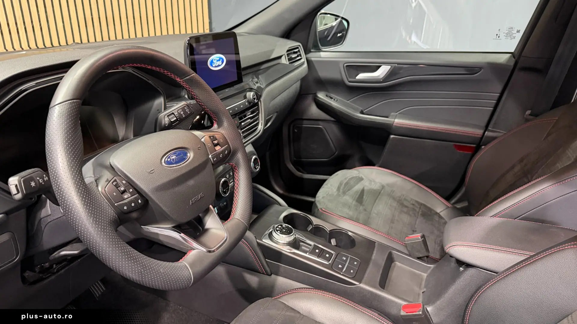 FORD Kuga 2.5 Duratec PHEV ST-LINE