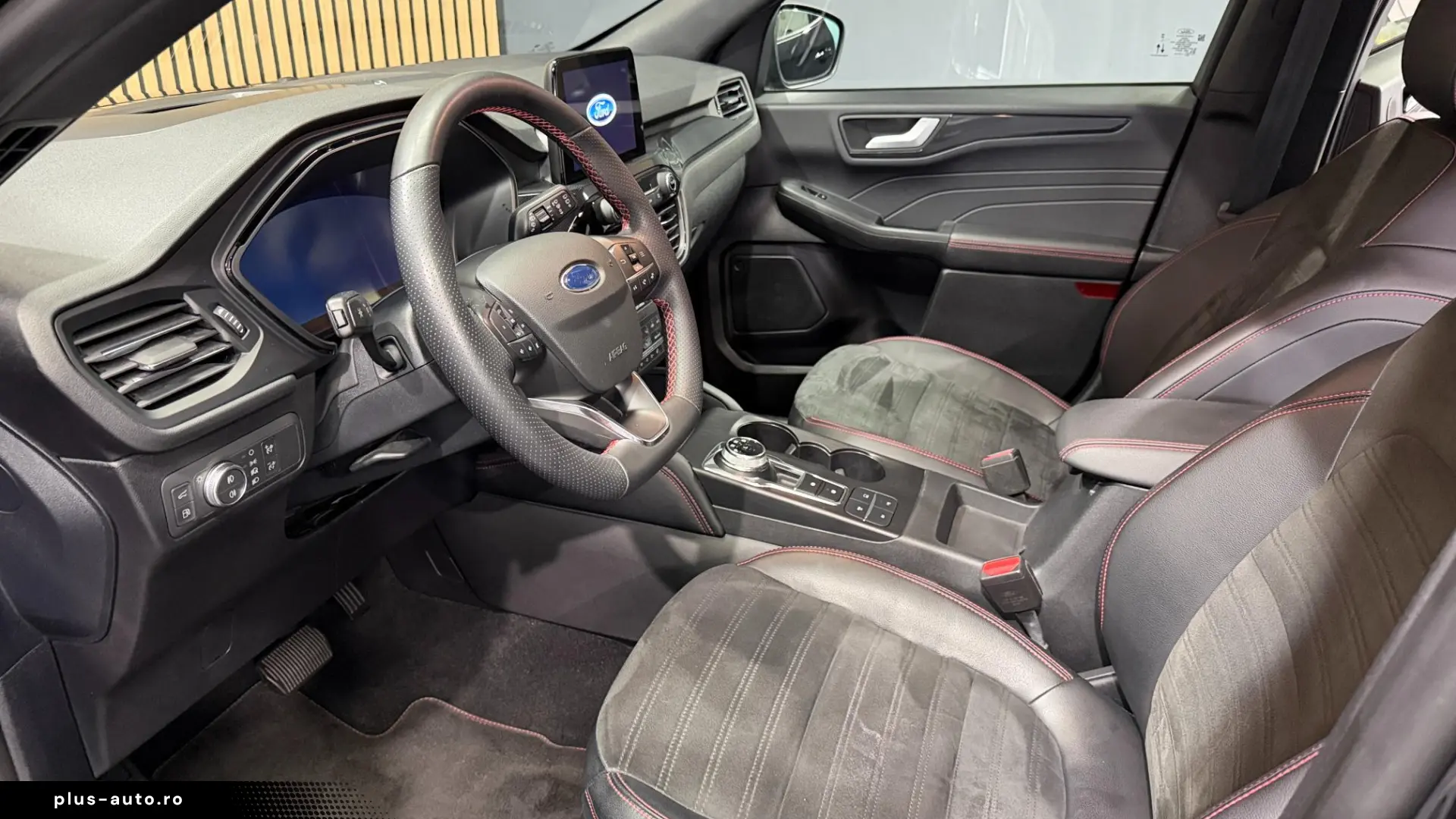 FORD Kuga 2.5 Duratec PHEV ST-LINE