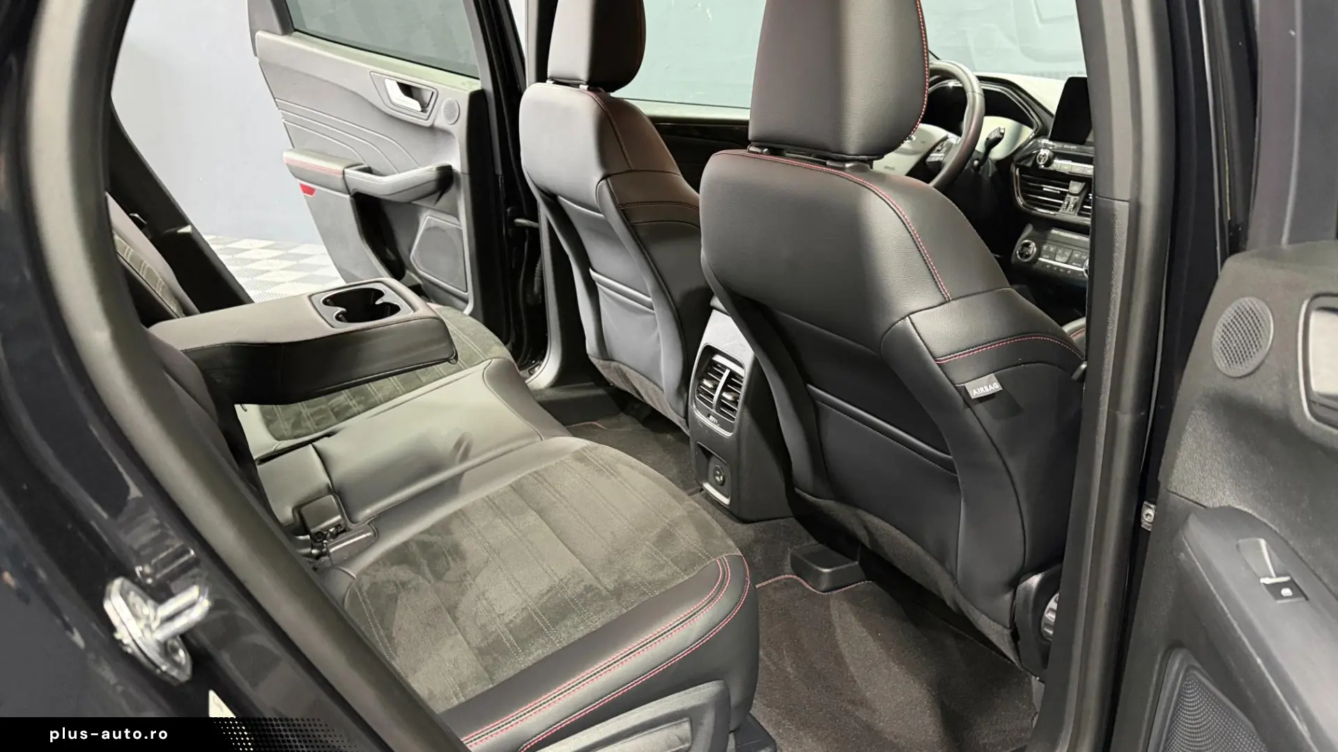 FORD Kuga 2.5 Duratec PHEV ST-LINE
