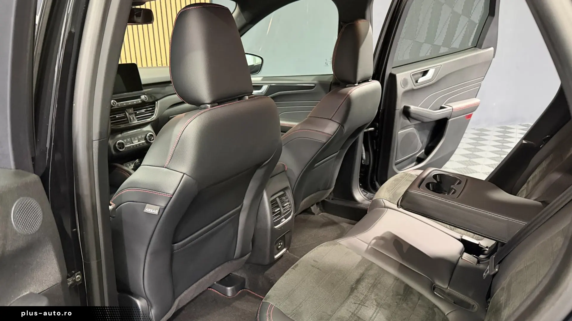 FORD Kuga 2.5 Duratec PHEV ST-LINE