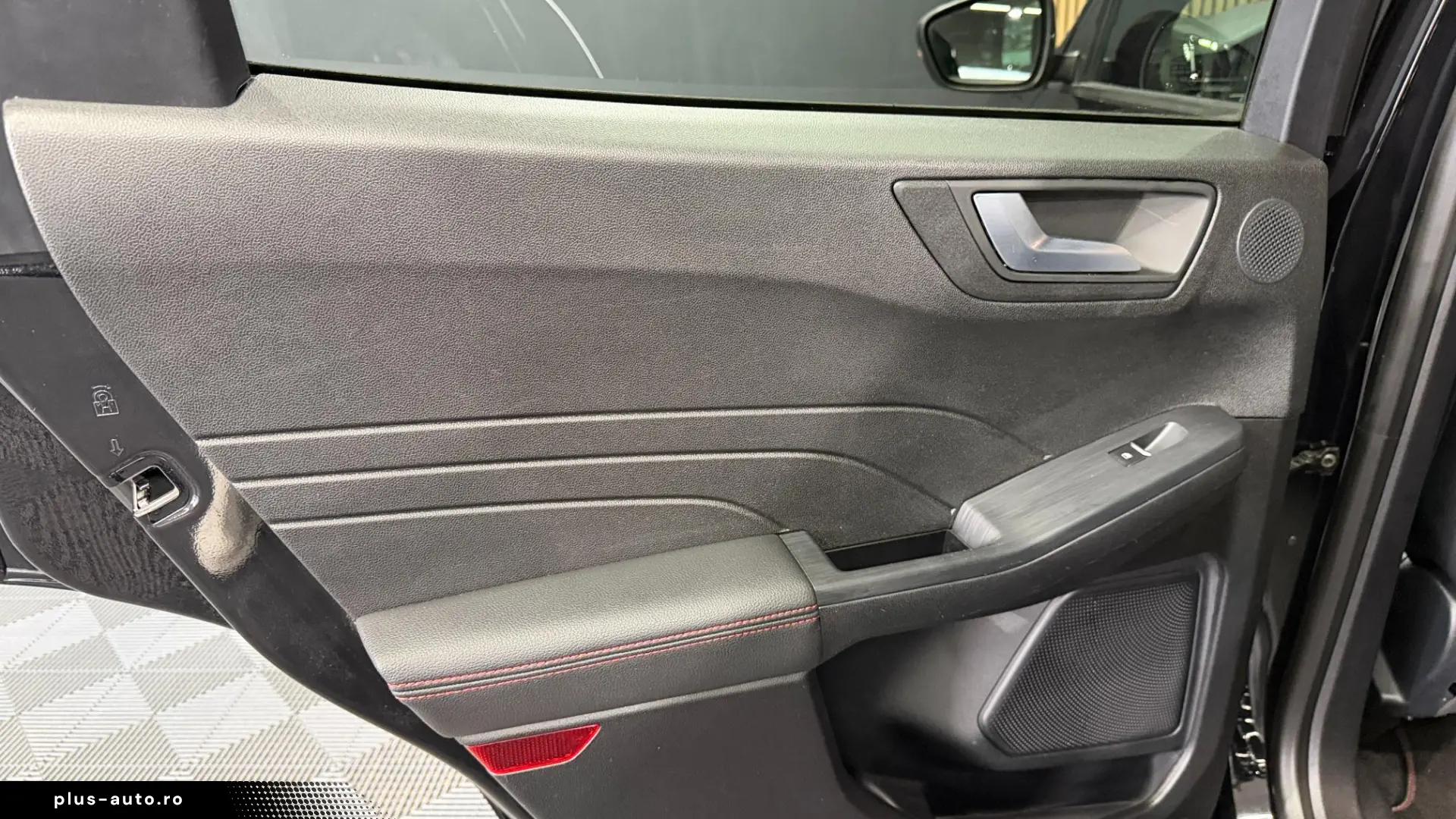 FORD Kuga 2.5 Duratec PHEV ST-LINE