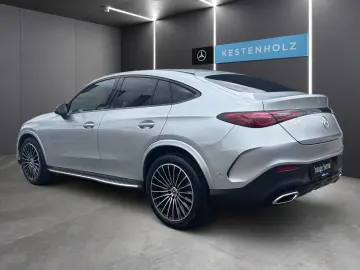 MERCEDES-BENZ GLC 300 d 4Matic AMG NGHT AHK STANDHZ PANO 360