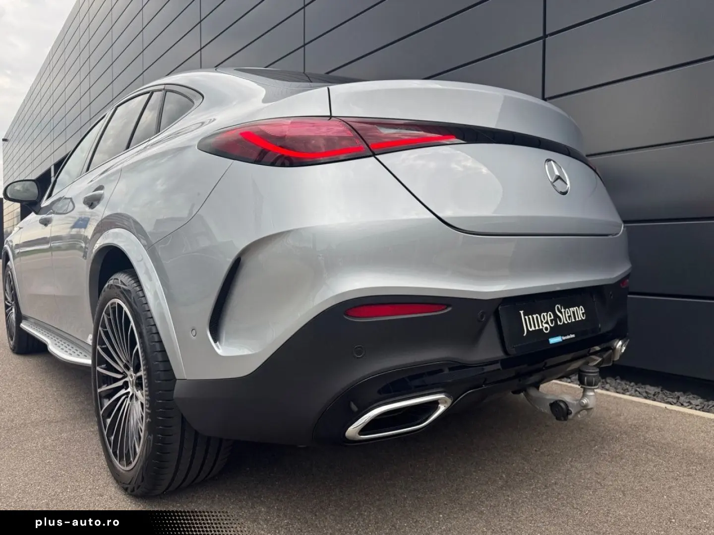 MERCEDES-BENZ GLC 300 d 4Matic AMG NGHT AHK STANDHZ PANO 360