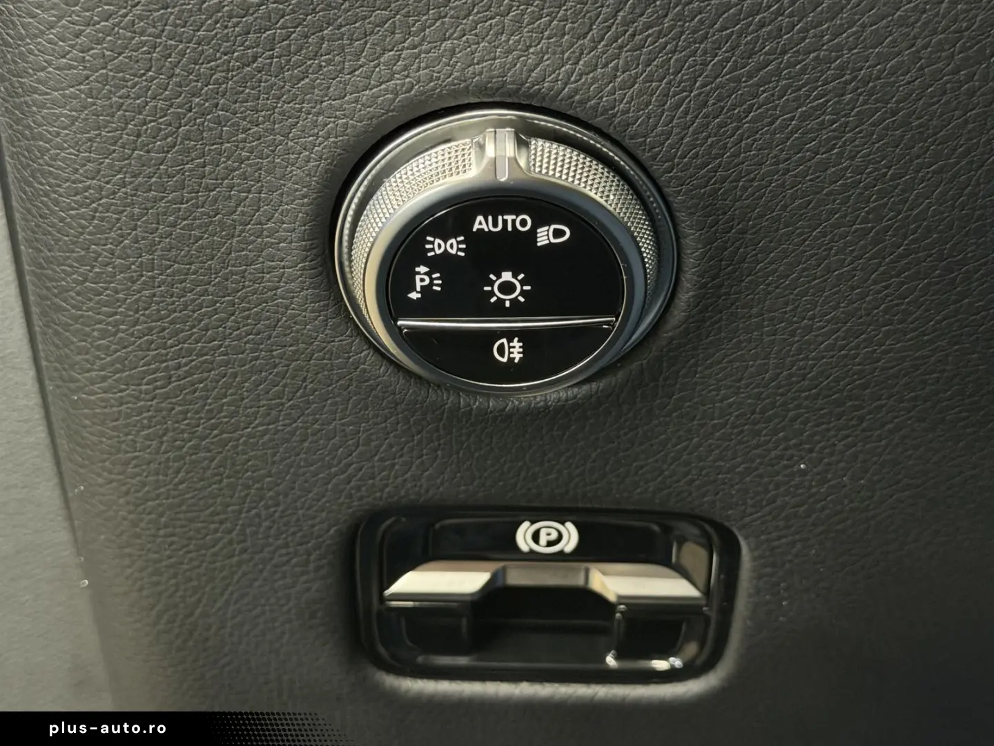 MERCEDES-BENZ GLC 200 Coupe 4M AMG LinePremium  360  HUD 1.H