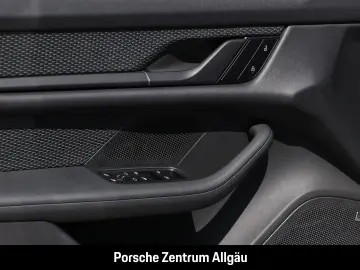 PORSCHE Taycan 4S HA-Lenkung BOSE Performancebatterie