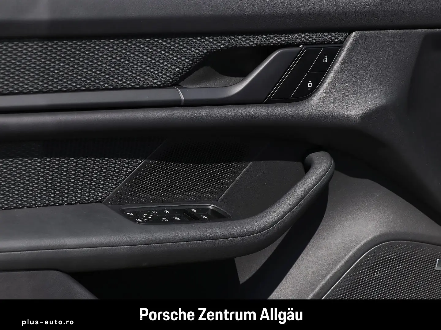PORSCHE Taycan 4S HA-Lenkung BOSE Performancebatterie