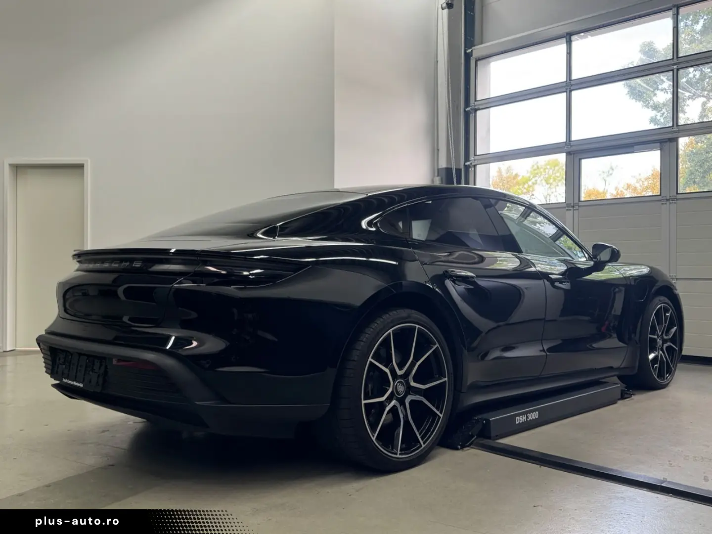 PORSCHE Taycan 4S Perf.  2xDisplay Matrix Pano 360  BOSE
