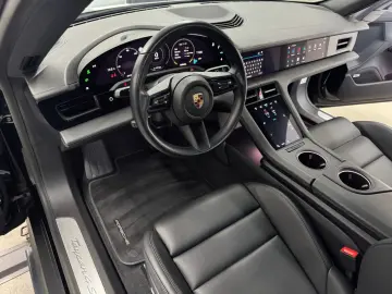 PORSCHE Taycan 4S Perf.  2xDisplay Matrix Pano 360  BOSE