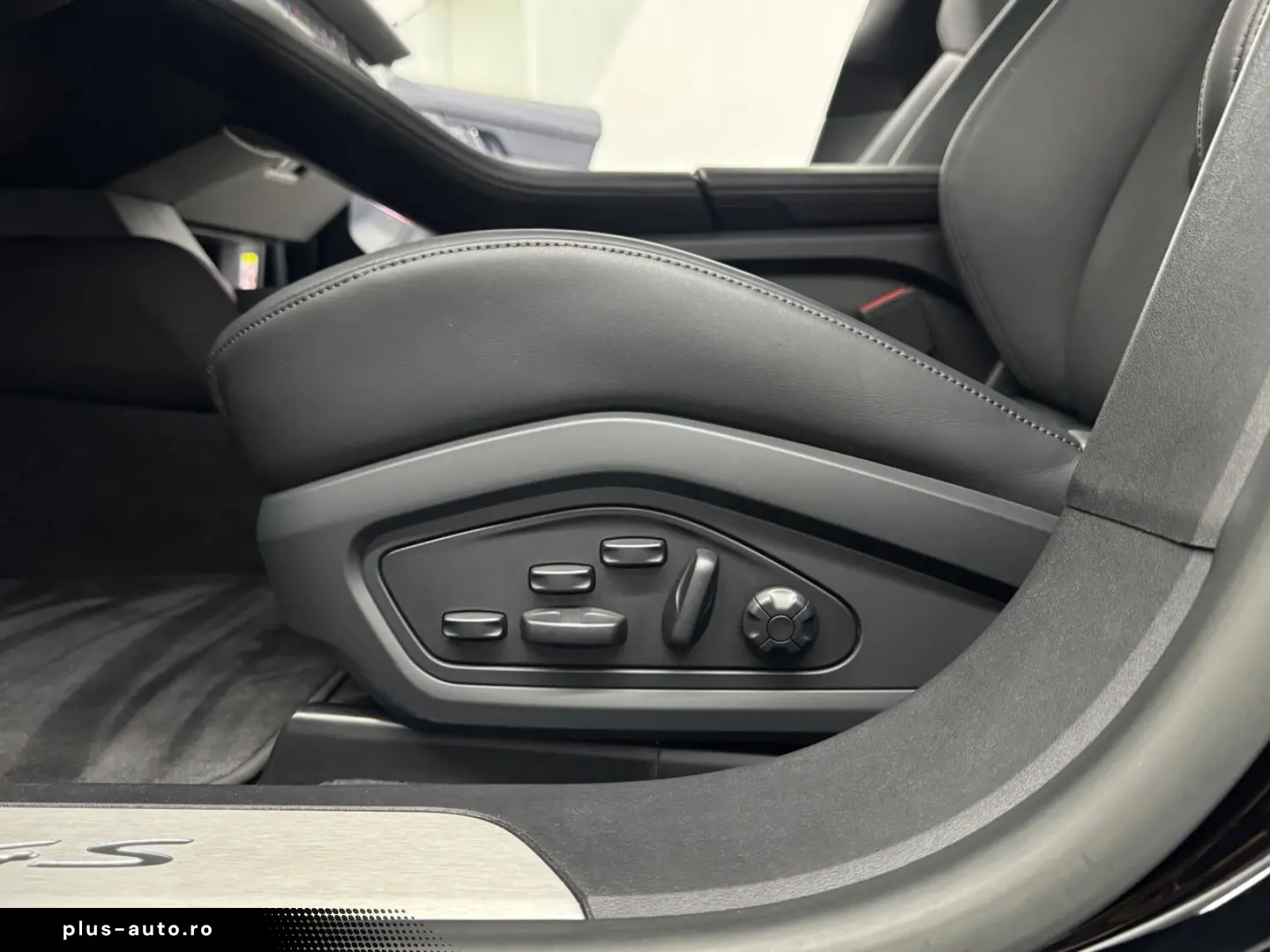 PORSCHE Taycan 4S Perf.  2xDisplay Matrix Pano 360  BOSE