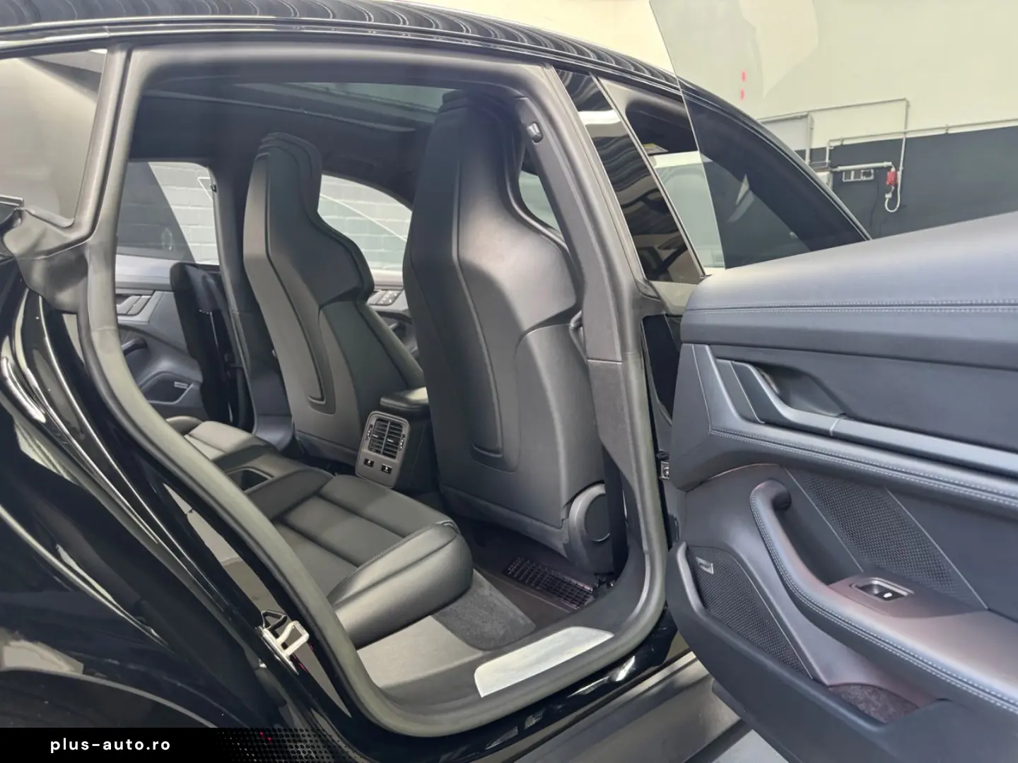 PORSCHE Taycan 4S Perf.  2xDisplay Matrix Pano 360  BOSE